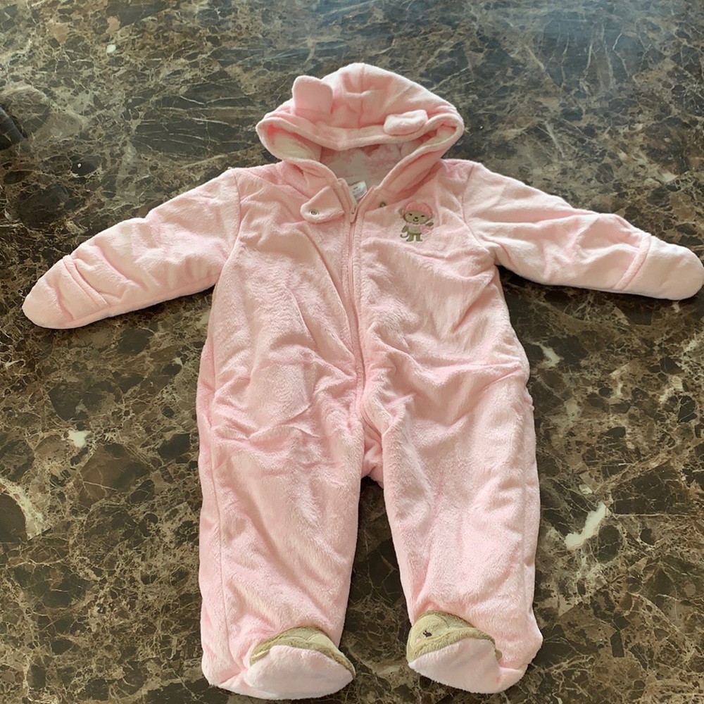 Carter’s 6m pink snowsuit never worn